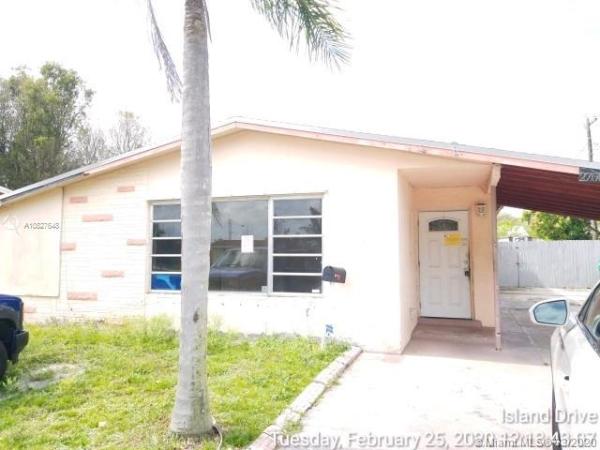 Miramar Tropical, 2700 Island Dr, Miramar, Florida 33023, image 2
