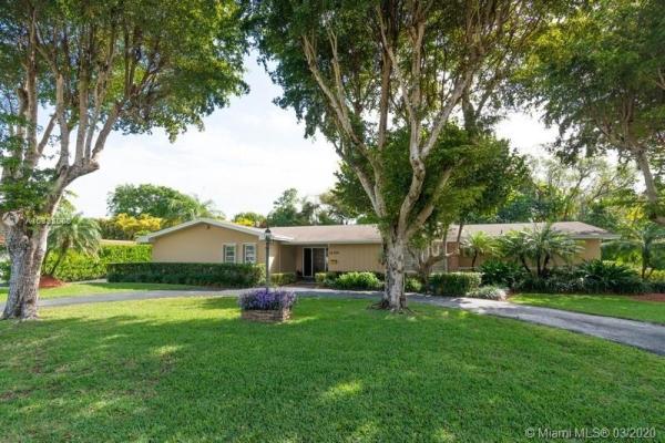 Stonehaven East, 12145 SW 69th Pl, Pinecrest, Florida 33156, image 2
