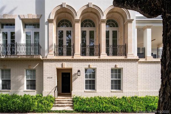 2529 Anderson Rd #8, Coral Gables, Florida 33134, image 2
