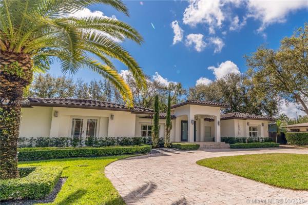 Kendalwood Estates, 8320 SW 119th St, Kendall, Florida 33156, image 2