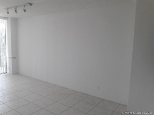 Coronado Tower 2, 20301 W Country Club Dr #625, Aventura, Florida 33180, image 2