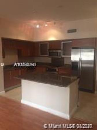 Puerta De Palmas, 888 S Douglas Rd #115, Coral Gables, Florida 33134, image 2