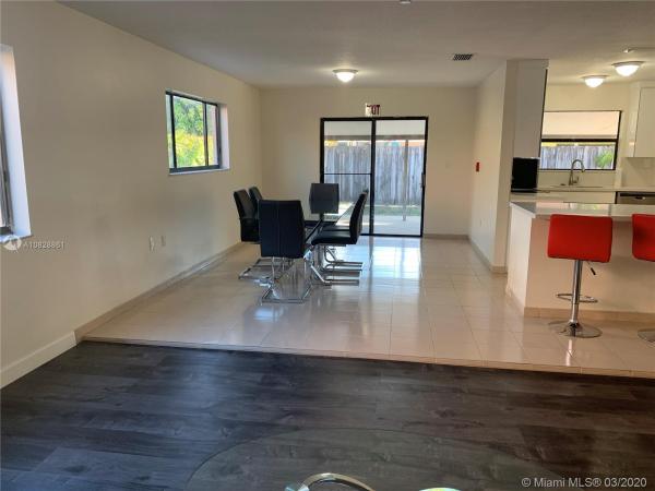 Concord Twin Homes, 11010 SW 38th St, University Park, Florida 33165, image 2