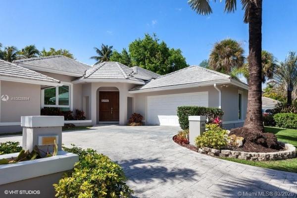 Pinecrest Arabesque Estates, 11036 SW 77th Court Cir, Pinecrest, Florida 33156, image 2
