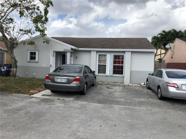 Country Lake Homes, 18868 NW 63rd Ct Cir, Country Club, Florida 33015, image 2
