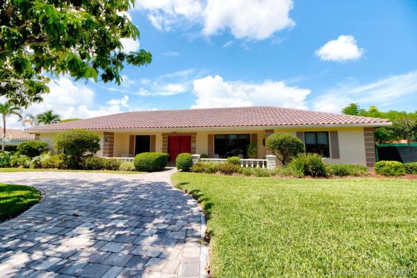 Windemere Woode, 8525 SW 74th Ter, Glenvar Heights, Florida 33143, image 2