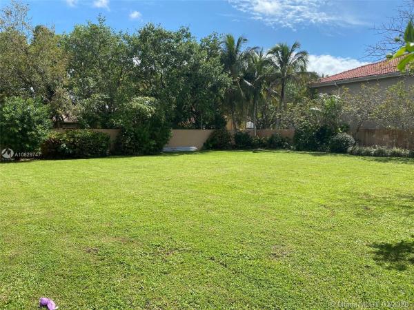Graham West, 16022 NW 83rd Ct, Miami Lakes, Florida 33016, image 2