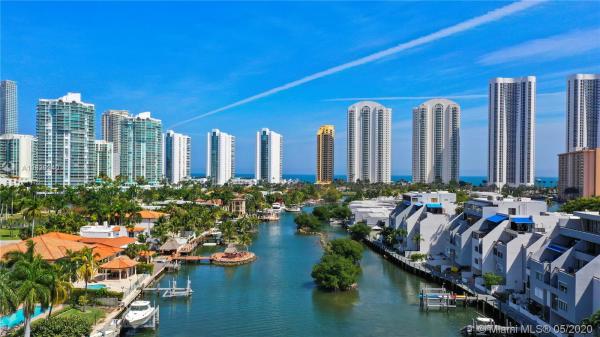 Poinciana Island Yacht & Racquet Club, 331 Poinciana Island Dr #1001, Sunny Isles Beach, Florida 33160, image 2