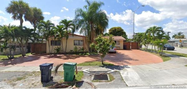 Coral Gardens, 9620 SW 28th St, Westchester, Florida 33165, image 2