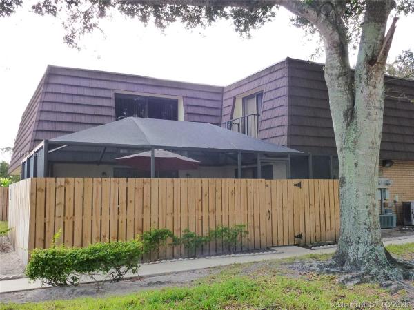 Heritage Village Of Palm Beach Lakes, West Palm Beach, Florida 33407, image 2