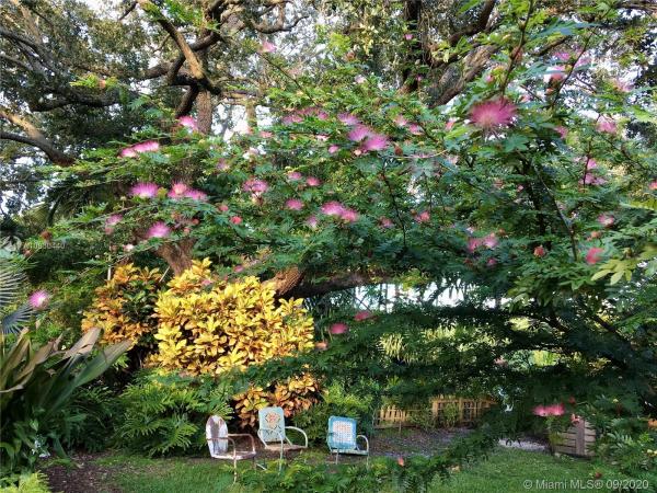 Biscayne Gardens, 14601 N Spur Dr, Golden Glades, Florida 33161, image 2