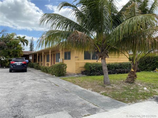 1260 NE 136th Ter, North Miami, Florida 33161, image 2