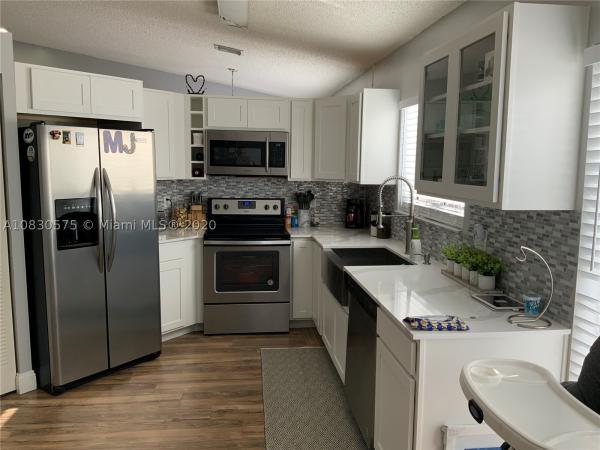 Stoneybrook At Country Walk, 14462 SW 137th Ct, Country Walk, Florida 33186, image 3