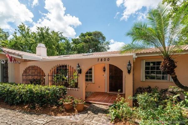 Palmetto Road Estates, 7800 SW 157th Ter, Palmetto Bay, Florida 33157, image 2