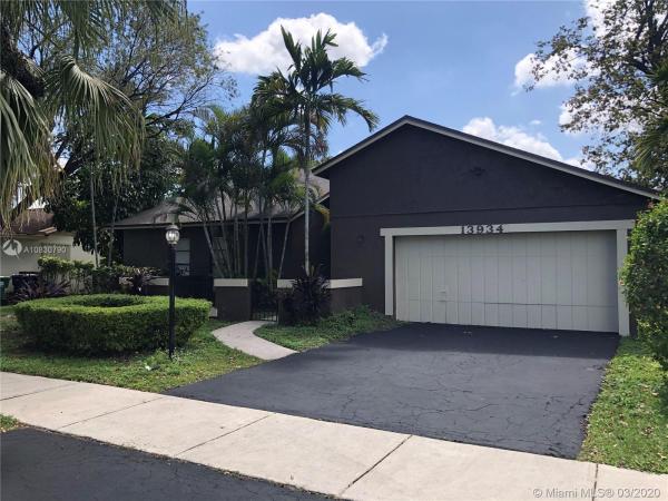 Caravel Country, 13934 SW 107th Ter, The Hammocks, Florida 33186, image 2