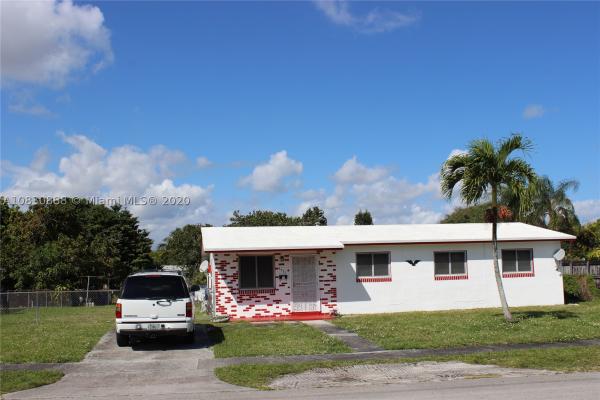 Lake Stevens Estates At Carol City, 5431 NW 174th Dr, Miami Gardens, Florida 33055, image 2