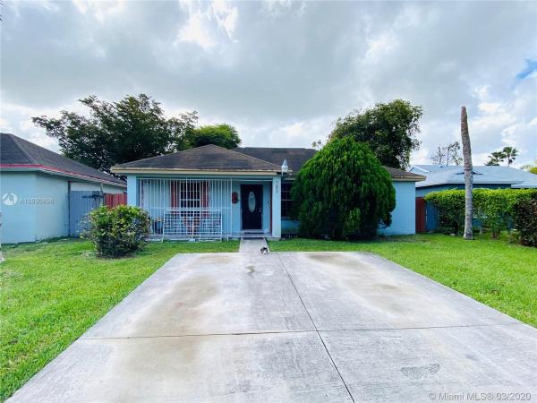 Villas Of Palm Bay, 761 SW 8th Ter, Florida City, Florida 33034, image 2