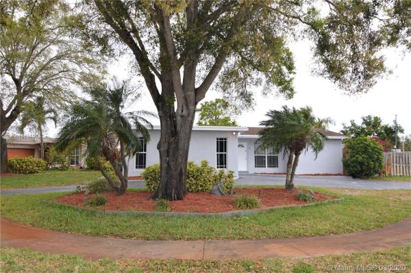 Twin Lakes, 11301 NW 32nd Pl, Sunrise, Florida 33323, image 2