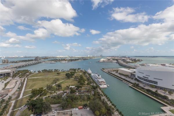 900 Biscayne Bay, 900 Biscayne Blvd #2804, Miami, Florida 33132, image 2