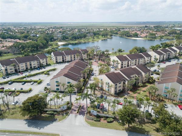 Hammocks Trails, 15290 SW 106th Ln #309, The Hammocks, Florida 33196, image 2