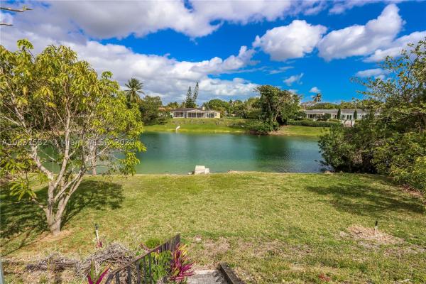 6751 SW 82nd Ave, Glenvar Heights, Florida 33143, image 2