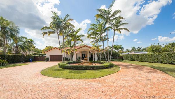 Sunkist Estates, 6200 SW 85th Ave, Olympia Heights, Florida 33143, image 2