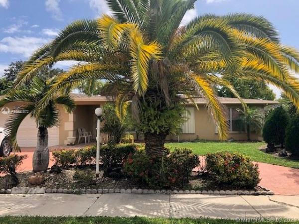 Winston Park, 13235 SW 85th Ter, Kendale Lakes, Florida 33183, image 2