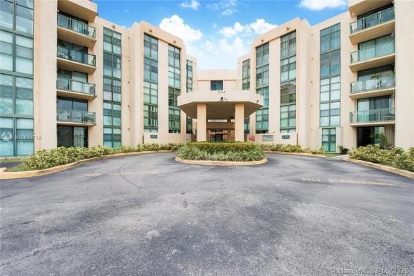 International Towers, 2055 SW 122nd Ave #221, Tamiami, Florida 33175, image 2