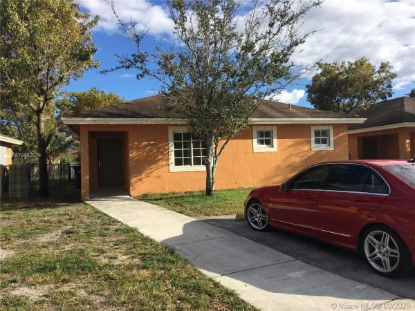 Vista Verde, 20810 NW 41st Ave Rd, Miami Gardens, Florida 33055, image 2