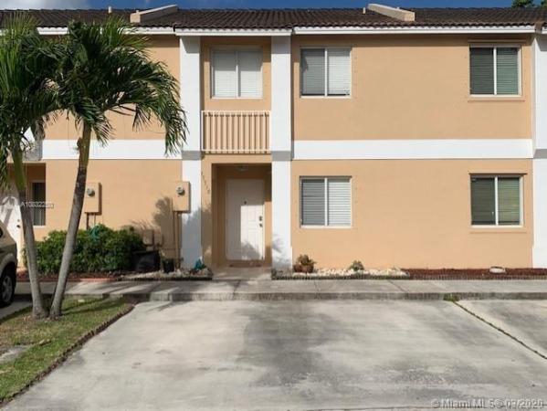 Weitzer Serena Lakes Townhomes, 17718 SW 139th Ct, Richmond West, Florida 33177, image 2