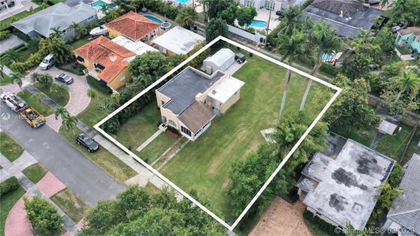 Country Club Estates, 50 Truxton Dr, Miami Springs, Florida 33166, image 2