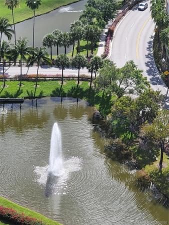 Turnberry On The Green, 19501 W Country Club Dr #2607, Aventura, Florida 33180, image 2