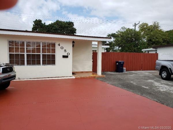 Westwood Lakes Residential, 4050 SW 107th Ave, Westwood Lakes, Florida 33165, image 2
