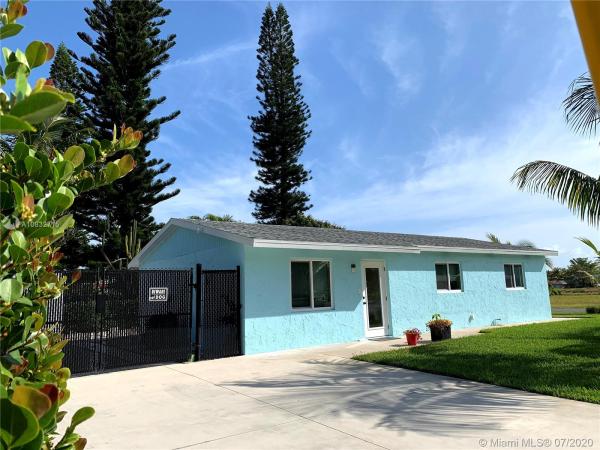 Crestview Boynton Beach, 219 SE 22nd Ave, Boynton Beach, Florida 33435, image 2