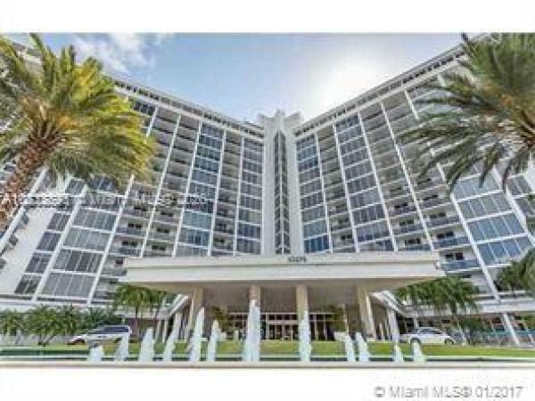 Harbour House, 10275 Collins Ave #725, Bal Harbour, Florida 33154, image 2