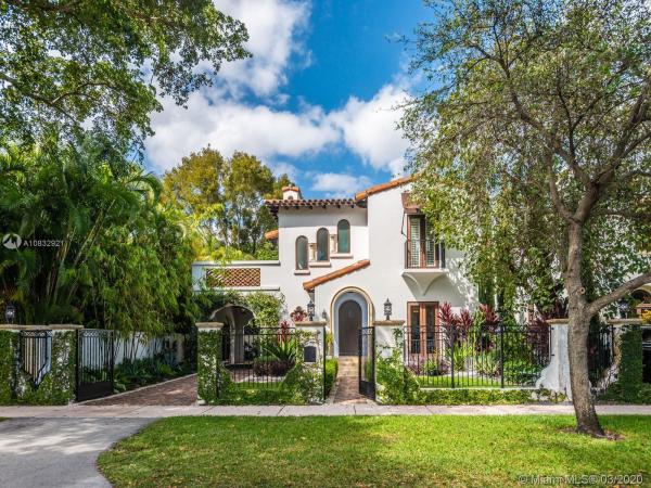 Coral Gables Country Club, 421 Sarto Ave, Coral Gables, Florida 33134, image 2