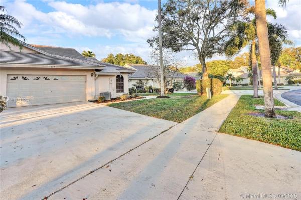 Brighton Lakes, 4847 Brighton Lakes Blvd, Boynton Beach, Florida 33436, image 2