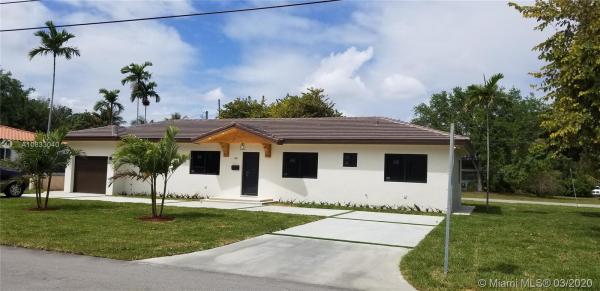 Country Club Estates, 401 Hunting Lodge Dr, Miami Springs, Florida 33166, image 2