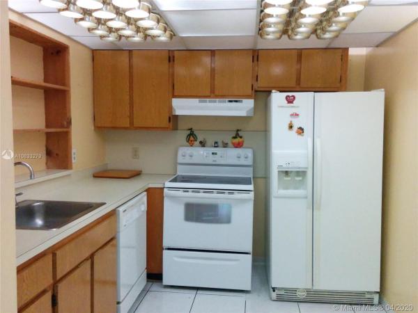International Towers, 2055 SW 122nd Ave #427, Tamiami, Florida 33175, image 2