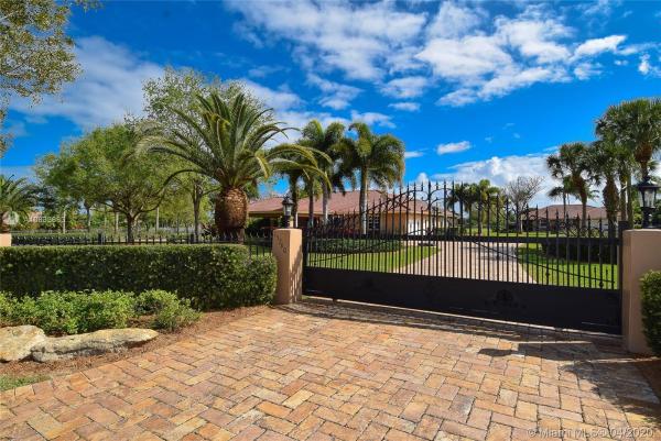 Redland No HOA, 15760 SW 242nd St, Redland, Florida 33031, image 2