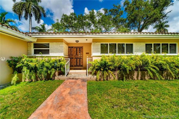Coral Gables Country Club, 1531 Garcia Ave, Coral Gables, Florida 33146, image 2