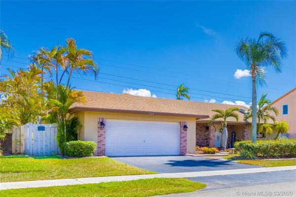 Shenandoah, 1160 Cedar Creek Way, Davie, Florida 33325, image 2