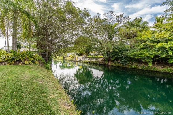 Bel Aire, 9900 Belgrade Rd, Cutler Bay, Florida 33157, image 2