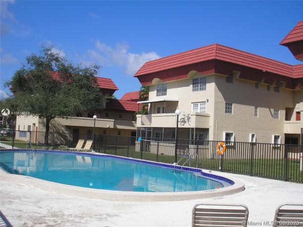Castle, 10903 SW N.Kendall Dr #119, Kendall, Florida 33176, image 2