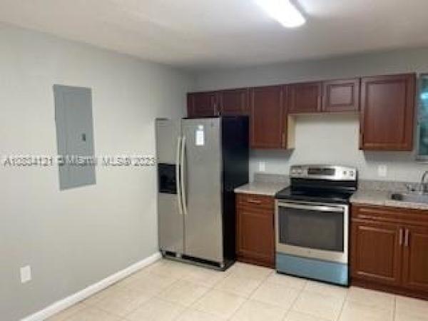 17th Avenue Manor, 1770 NW 44th St, Miami, Florida 33142, image 1