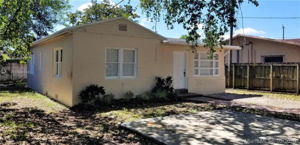 3160 NW 32nd St, Unincorporated Dade County, Florida 33142, image 2