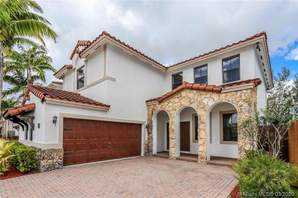 Fontainebleau West North, 10371 NW 10th St, Fountainebleau, Florida 33172, image 2