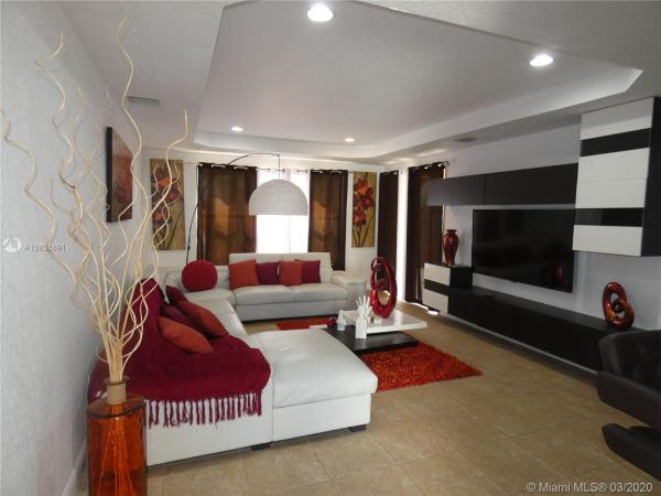 Trellis At Isles Of Bayshore, 8962 SW 227th Ter, Cutler Bay, Florida 33190, image 2