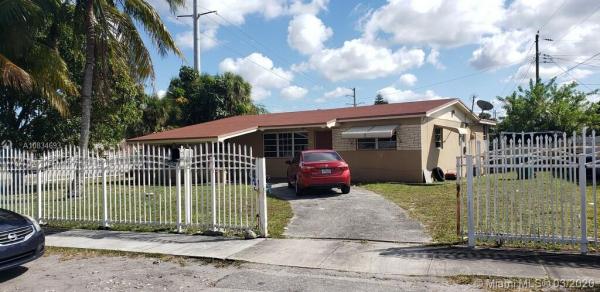 Berkeley Manor, 700 NW 176 Ter #, Miami Gardens, Florida 33169, image 2