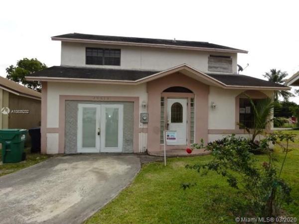 Greenwood Villas, 29613 SW 158th Ct, Leisure City, Florida 33033, image 2